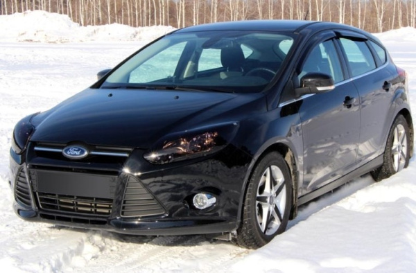 Ford Focus (11–) Дефлекторы боковых окон, темные, 4 части (седан,хэтчбек5D)