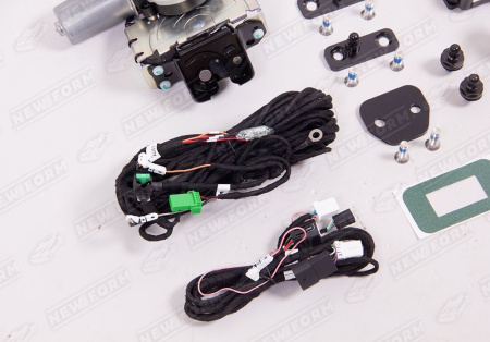 Toyota Land Cruiser LC 300 2021 - н.в. Электропривод багажника