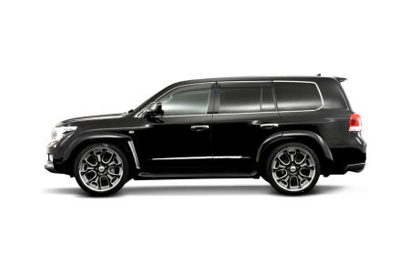 Toyota Land Cruiser 200 (07-11) аэродинамический обвес Goldman DAMD