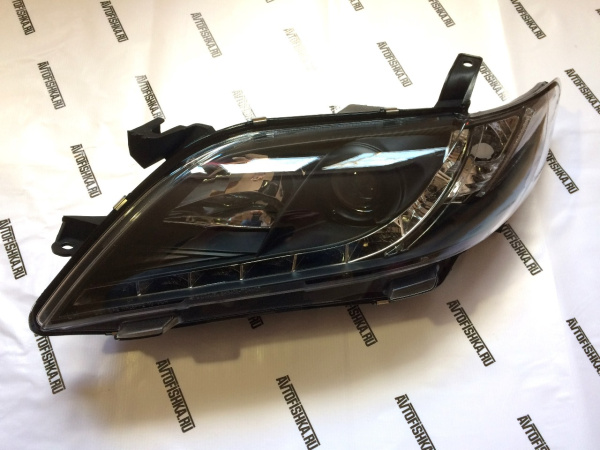 Toyota Camry V40 (2006-2009) тюнинговые передние черные фары со светодиодной подсветкой DRL, комплект 2 шт.