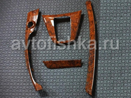 Honda CR-V (2012-) накладки панелей салона, дизайн под дерево, комплект 4 предмета.