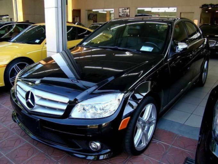 Mercedes C-class W204 (08-) 4 дв. седан решетка радиатора серебристая со звездой, дизайн CL-class, 3 ламели.