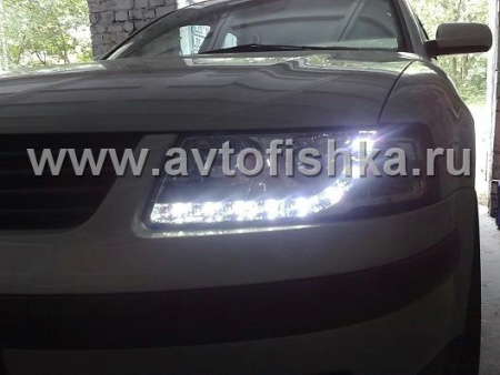 Audi A4 (01-04) фары передние линзовые черные, со светодиодной подсветкой, комплект 2 шт.