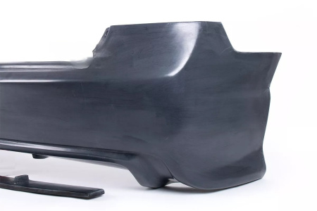 Задний бампер Type R для Honda Civic 8 4D