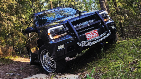 Фары передние черные с LED подсветкой — Chevrolet Trailblazer 2001-2009
