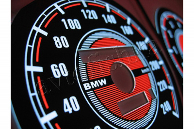 BMW E30 светодиодные шкалы (циферблаты) на панель приборов