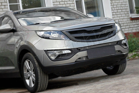 Kia Sportage 3 (10 – 16) Решетка радиатора Roadruns