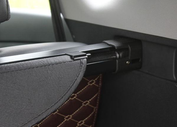 Hyundai Tucson (16–) Шторка в багажник