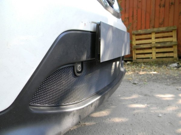 Nissan Qashqai (14–) Защита радиатора, чёрная (с парктроником)