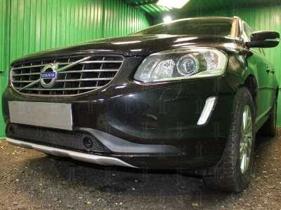 Volvo XC60 (14–) Защита радиатора Premium, чёрная (с парктроником)