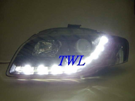 Audi A4 (05-07) передние линзовые черные фары, со светодиодной подсветкой, с электрокорректором, комплект 2 шт.