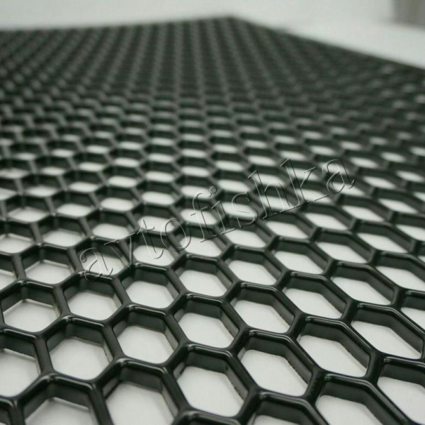 Сетка в бампер Соты (Размер 900х440 мм)