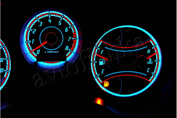 Toyota RAV4 II светодиодные шкалы (циферблаты) на панель приборов