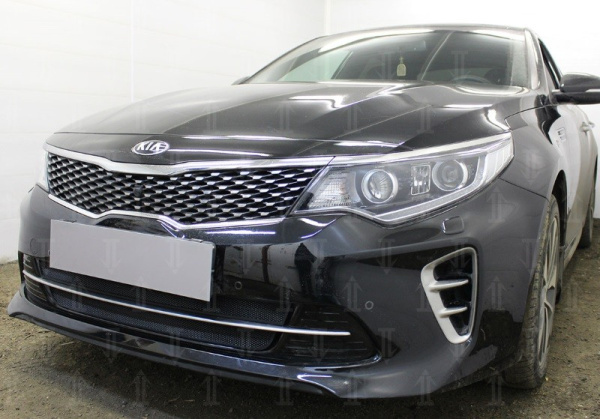 Kia Optima (16–) Защита радиатора, чёрная (GT / GT-Line)