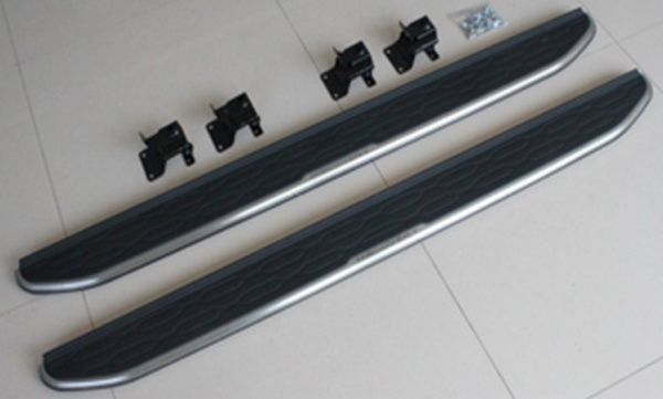 Land Rover Discovery (15–) Пороги OEM