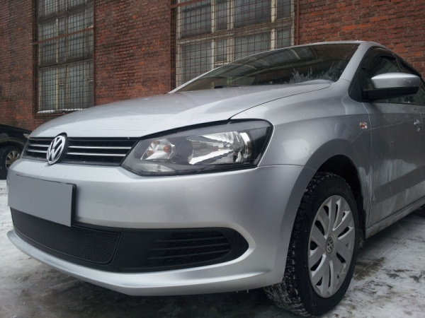 Volkswagen Polo (10–) Защита радиатора Premium, чёрная
