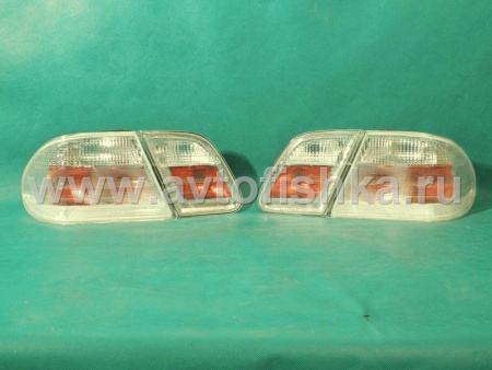 Mercedes E W210 фонари задние белые, комплект лев.+ прав.