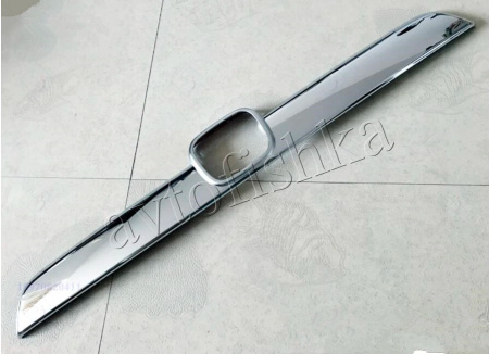 Honda CR-V III (06-12) накладка хромированная на заднюю дверь, пластиковая