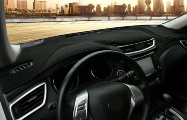 Nissan X-Trail (14–) Коврик от солнца на приборную панель