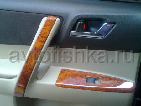 Toyota Highlander (2007-2012) декор салона под дерево вишня, комплект 15 предметов.