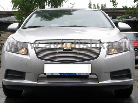 Chevrolet Cruze (09-) нижняя накладка на решетку переднего бампера