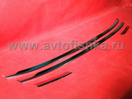 Honda CR-V 2.0L (06-09) накладки хромированные на нижнюю решетку радиатора