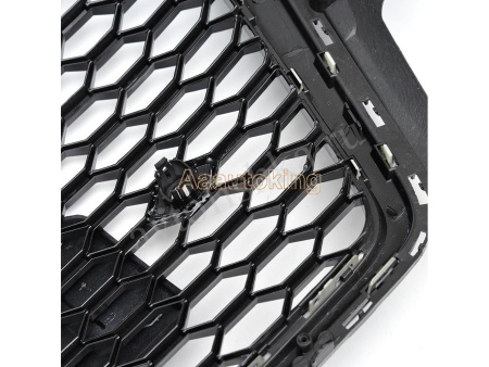 Audi Q7 (15-) решетка радиатора RSQ7