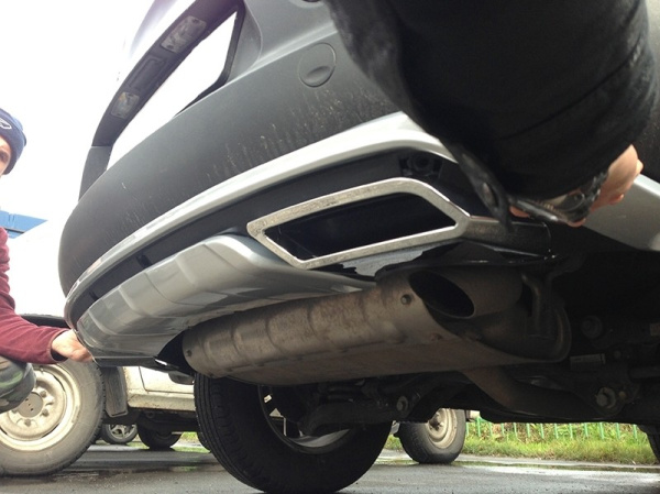 Kia Sportage (10–/14–) Накладка заднего бампера