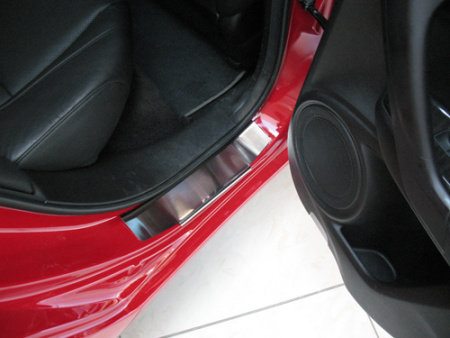 Honda Accord 8 (08-) накладки на внутренние пороги, к-кт 4шт.