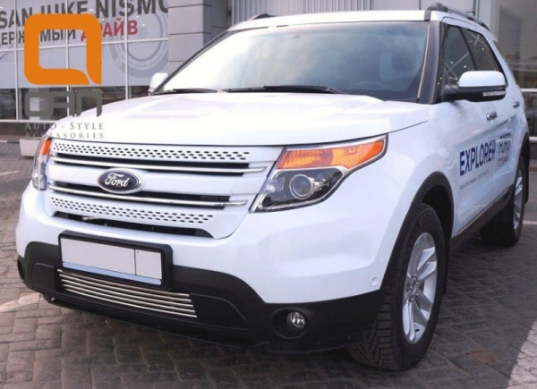 Ford Explorer (12–) Решетка переднего бампера нижняя d16