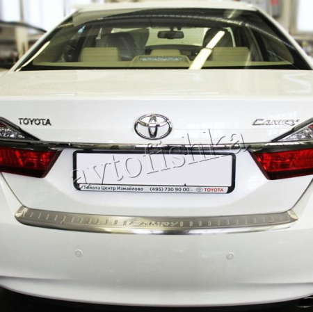 Toyota Camry XV50, XV55 (12-17) накладка заднего бампера из нержавеющей стали