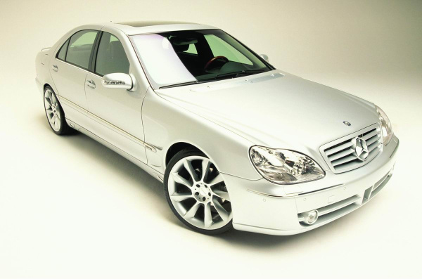 Mercedes S-Class W220 (98-05) Бампер LORINSER F01 передний