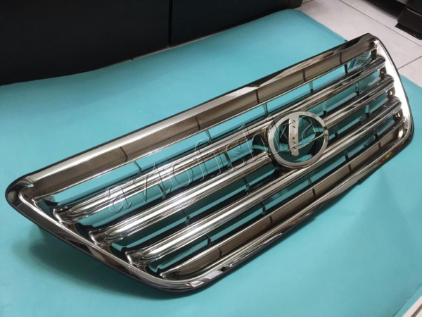 Lexus GX470 (03-07) решетка радиатора хромированная