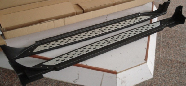 Hyundai Santa Fe (10–) Пороги OEM