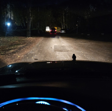 Фары передние черные с LED подсветкой — Chevrolet Trailblazer 2001-2009