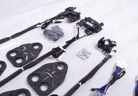 Geely Monjaro  2022 - н.в. Доводчики дверей