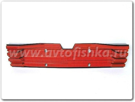 Mercedes S W126 (80-92) накладка декоративная красная на заднюю панель между задними фонарями, под номерной знак.