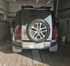 Land Rover Defender (20-) штатные брызговики с логотипом OEM грязезащитные