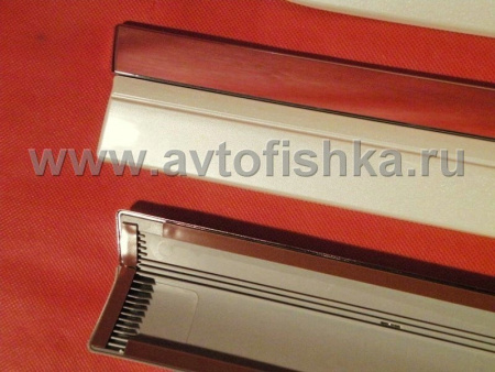 Toyota Land Cruiser Prado 150 (09-) накладки на двери, молдинги белые (040) с хромированными вставками, дизайн Lexus LX, комплект 4 шт.