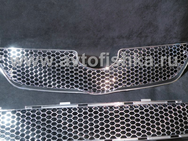 Toyota Corolla (06-10) решетка радиатора и переднего бампера хромированные, комплект 2 шт.
