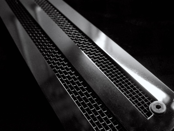 Toyota Land Cruiser Prado (09–) Решетка в передний бампер, с сеткой (полир. нерж.)