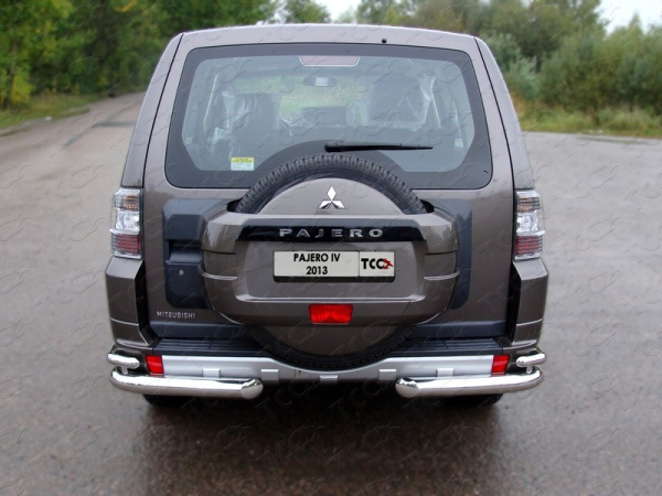 Mitsubishi Pajero (11–) Защита задняя (уголки двойные) 76,1/42,4 мм