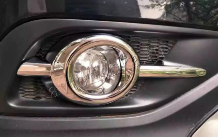 Honda CR-V (2012-) хромированные накладки на передние противотуманные фары, пластиковые, комплект 2 шт.