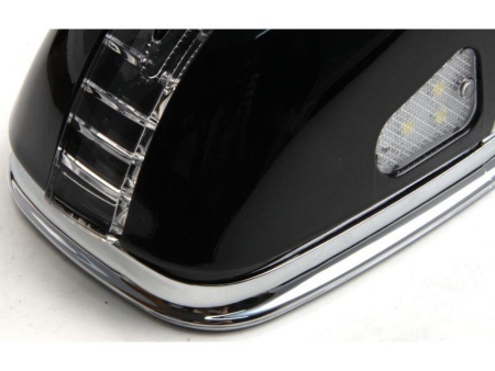 Mercedes W211, W203 (00-06) корпуса боковых зеркал черные, со светодиодными поворотниками и подсветкой Welcome, хромированная рамка, дизайн SL-class, комплект 2 шт.