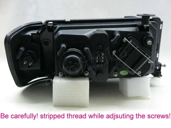 Mercedes E W124 (93-95) фары линзовые черные, с объединенными поворотниками