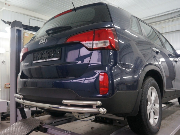 Kia Sorento (13–) Защита заднего бампера одинарная с уголками d 60/42 мм, нерж.