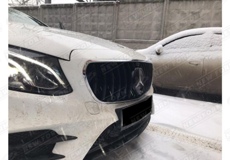 Mercedes-Benz E-Klasse W213 2016 - 2020 Решетка радиатора Panamerica черная