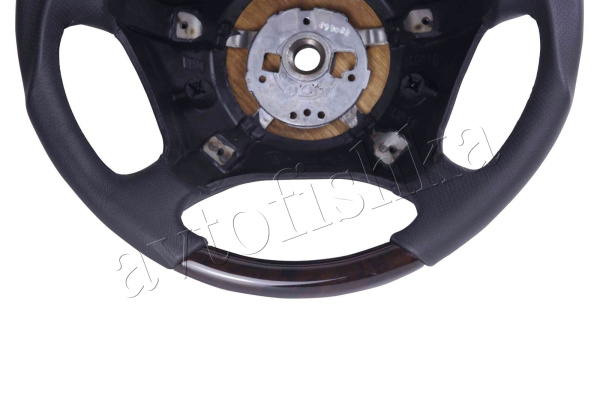 Mercedes W124, W126, W201, W140, W210 (96-99) руль спортивный анатомический, отделка - черная кожа с деревянными вставками.