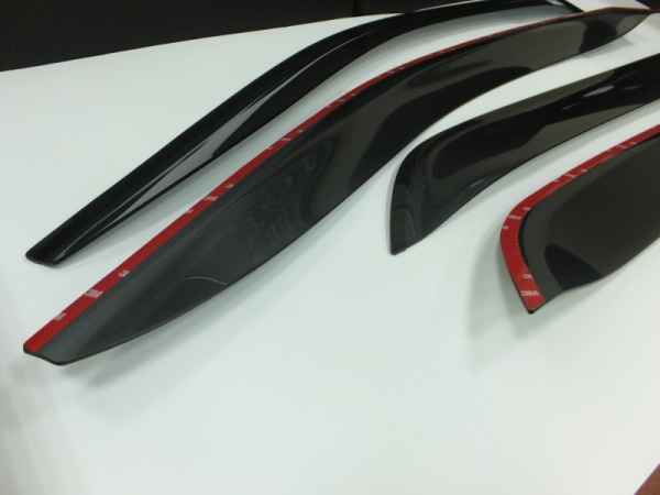 Mercedes-Benz GLE-Klasse (15–) Дефлекторы боковых окон с логотипом, OEM стиль