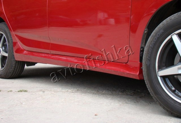 Kia Rio (10 – н.в.) пороги внешние пластиковые